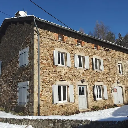Gite Familial 9 Pers La Maison Sous Les Etoiles * Sembadel