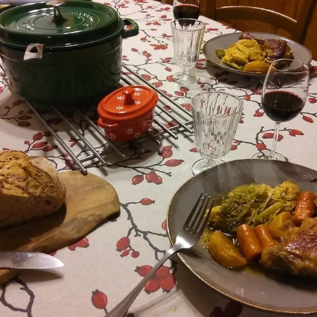 Gite Familial 9 Pers La Maison Sous Les Etoiles Pensionat